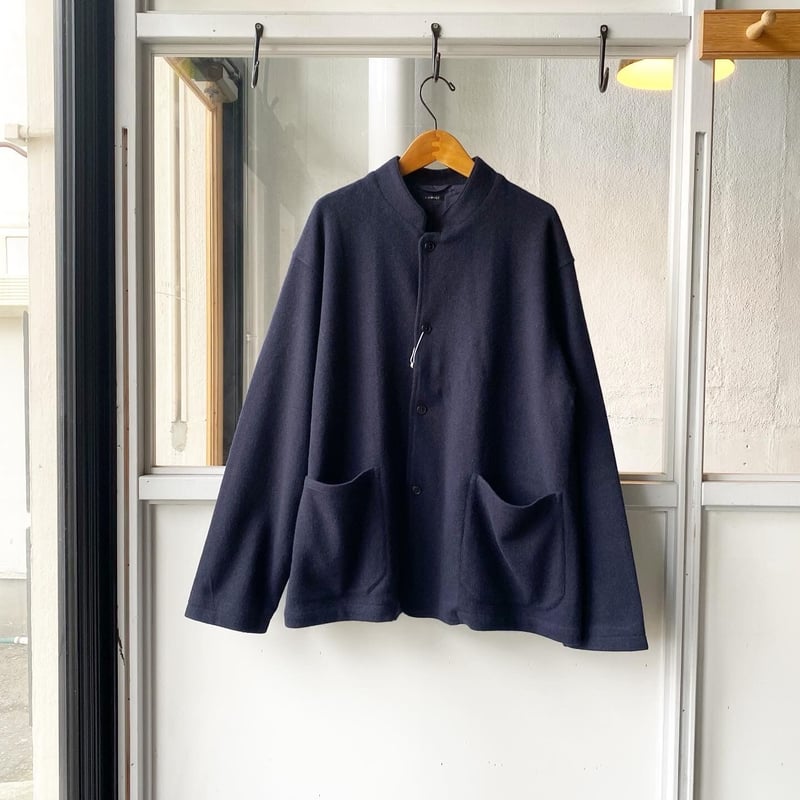 COMOLI カシミヤ スタンドカラーニットジャケット | Less COMOLI カシミヤ スタンドカラーニットジャケット | Less