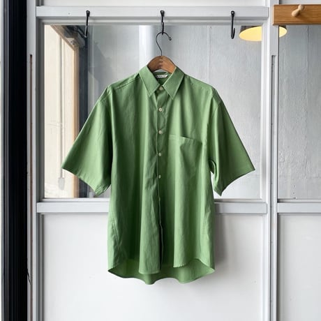 AURALEE 　 WASHED FINX TWILL BIG HALF SLEEVED SHIRT