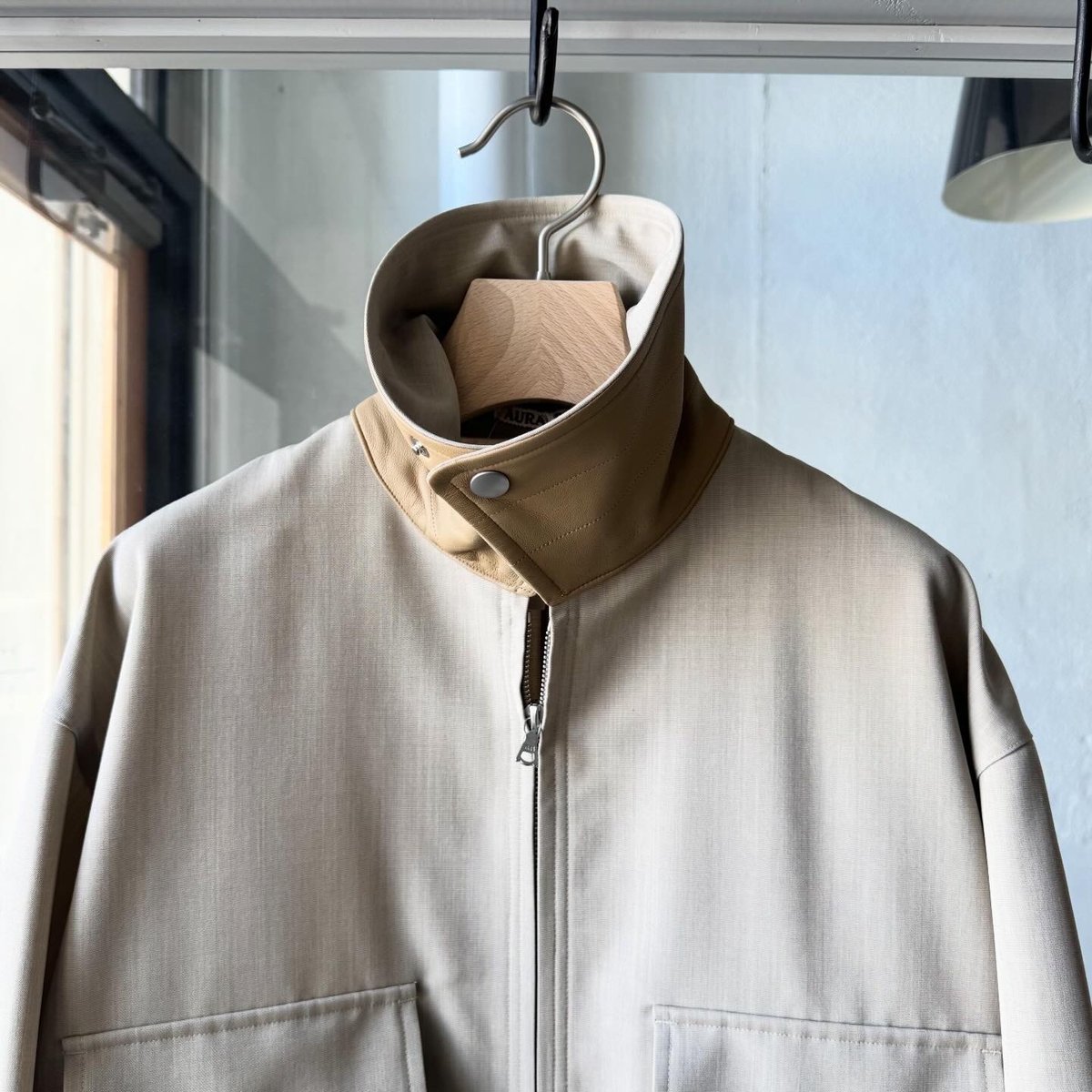 AURALEE WOOL MAX CANVAS BLOUSON | Less Higashi