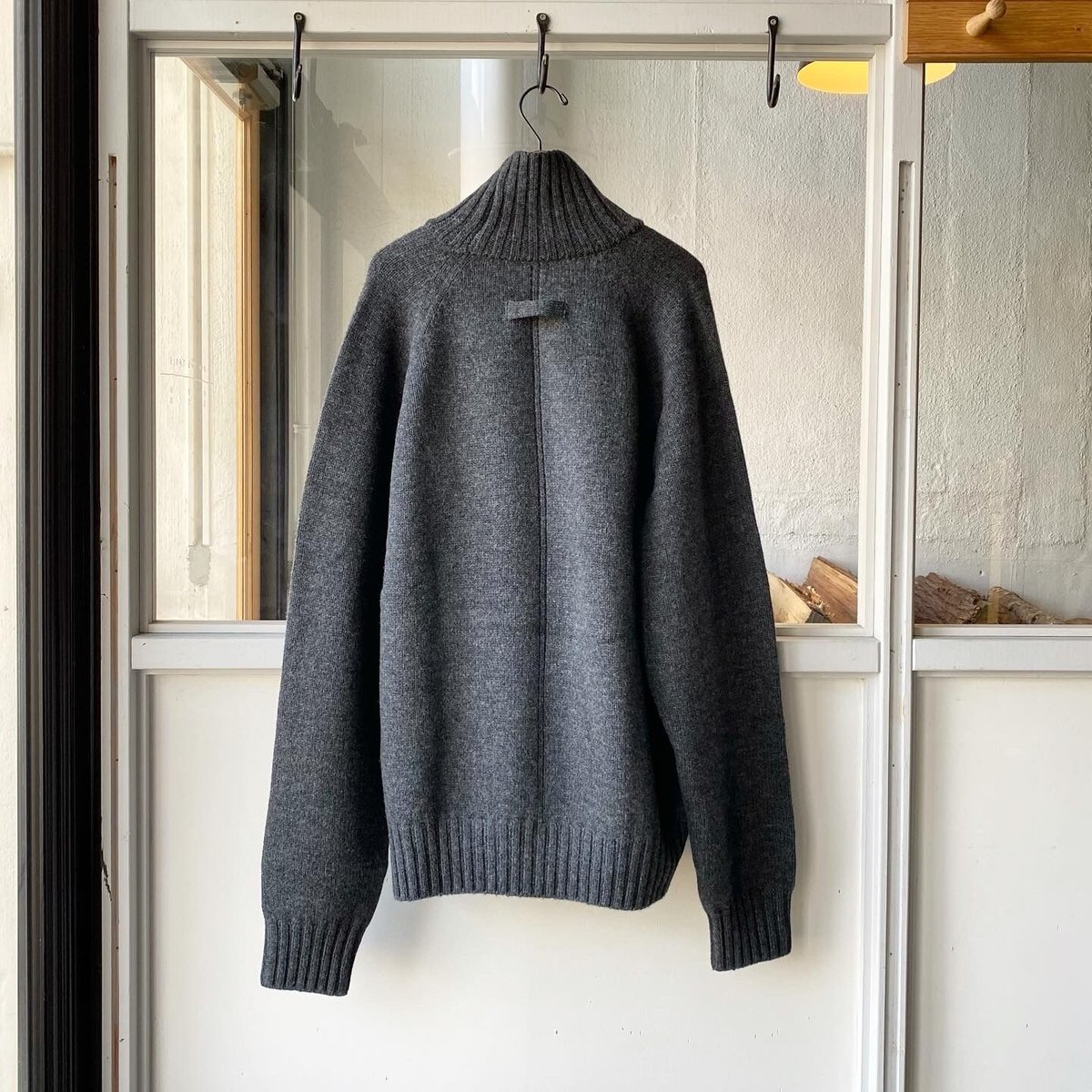 stein EX FINE LAMBS LOOSE HIGH NECK KNIT L stein EX FINE LAMBS LOOSE HIGH NECK KNIT L