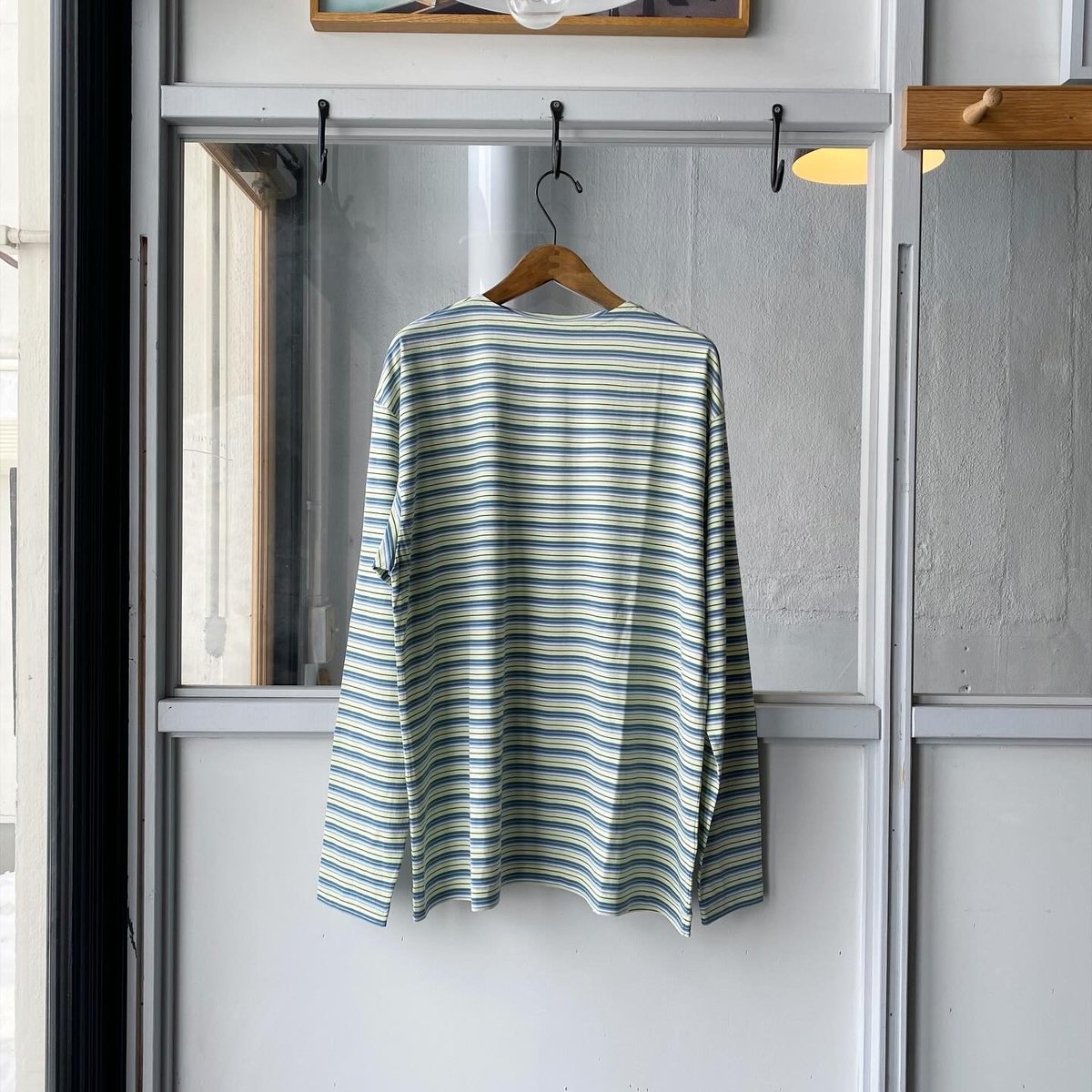 AURALEE HARD TWIST COTTON BORDER BOAT NECK L/S