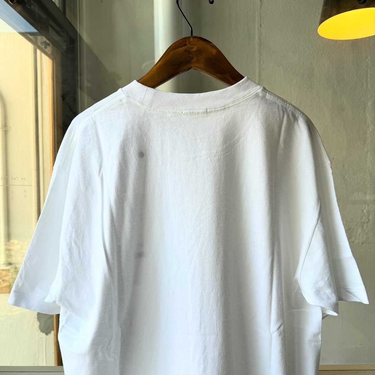 COMOLI コットンジャージ 半袖Tシャツ | Less Higashikawa COMOLI コットンジャージ 半袖Tシャツ | Less Higashikawa