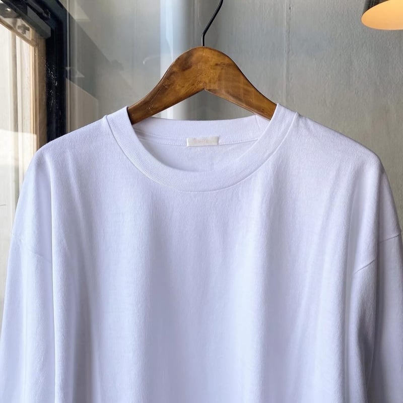 COMOLI コットンジャージ 長袖Tシャツ | Less Higashikawa COMOLI コットンジャージ 長袖Tシャツ | Less Higashikawa