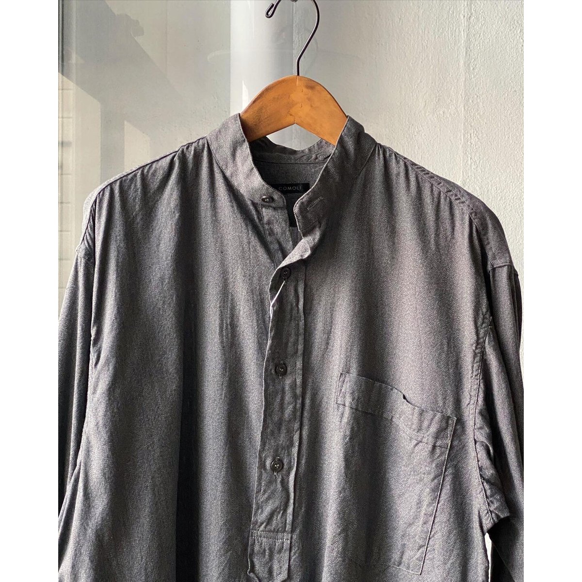 COMOLI ヨリ杢 プルオーバーシャツ size2 COMOLI ヨリ杢 プルオーバーシャツ | 大阪心斎橋のメンズ洋服の