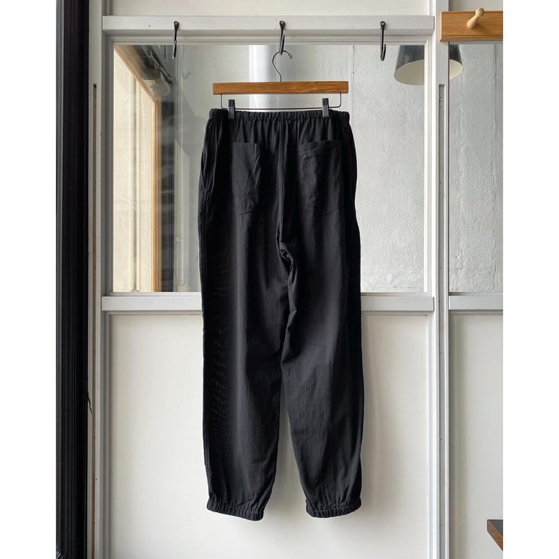 comoliオックスドローストリングパンツ（choki） COMOLI 空紡オックス ドローストリングパンツ | Less Higashikawa