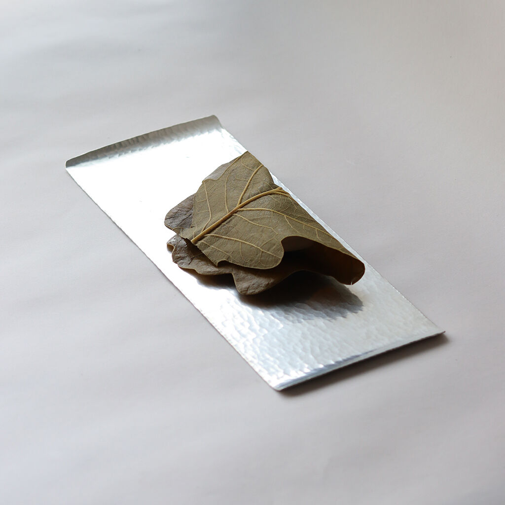 X-PLATE WALNUT with 槌目コースター X-PLATE WALNUT with 槌目コースター MORO-COASTER｜WALNUT