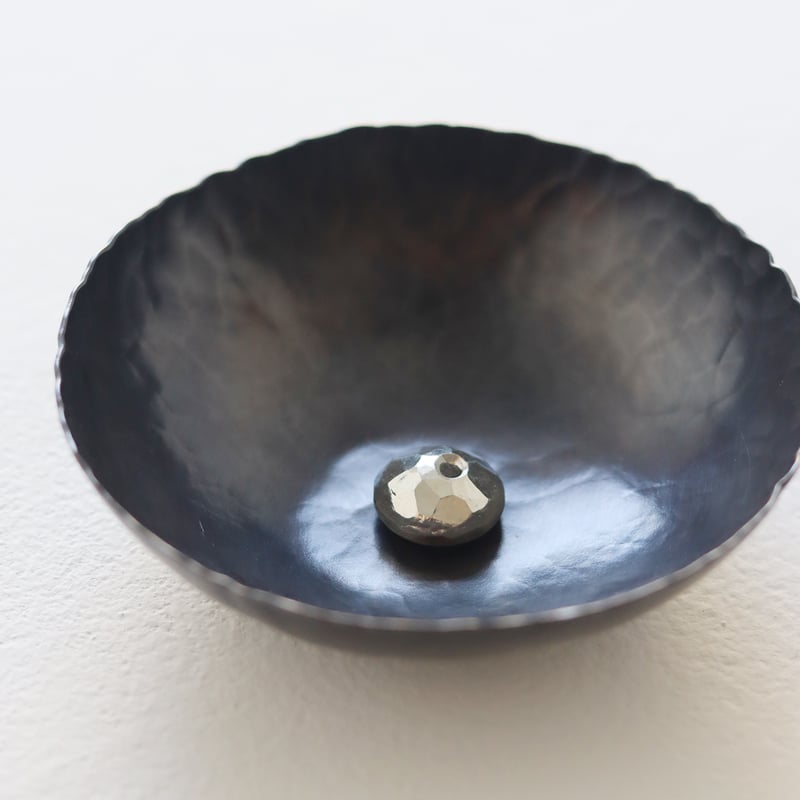 ころりとした錫のお香立て [ 香鉢 ] | WATO