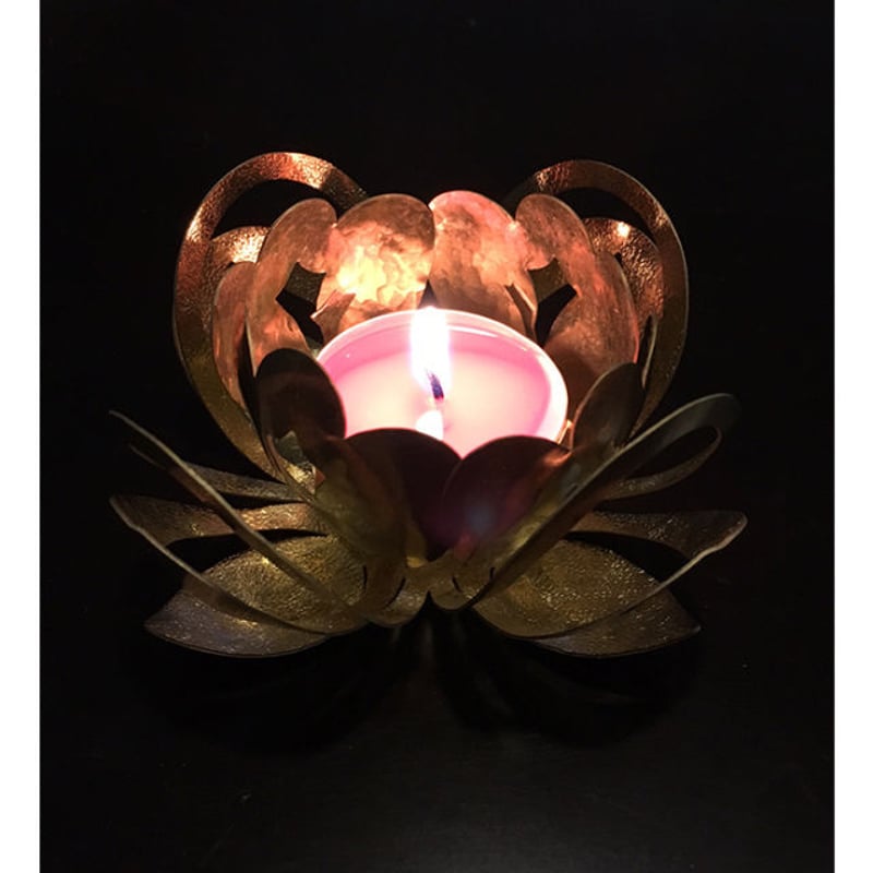 レトロ　蓮の花形開閉式真鍮製キャンドルホルダー　仏具 蓮型の真鍮キャンドルホルダー [ ハスアカリ ] | WATO