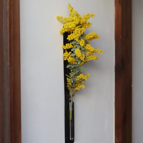 鎚目模様の壁掛け花器