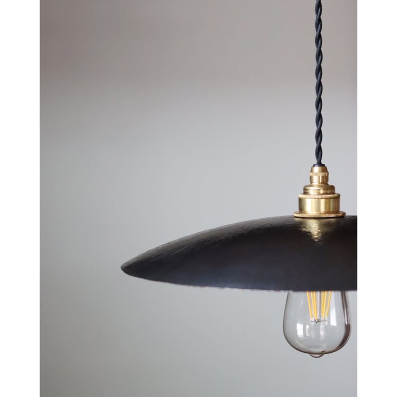 スリムなE26真鍮ソケット | WATO