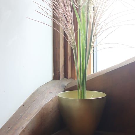 シンプルな真鍮花器　[ ラウンド ]