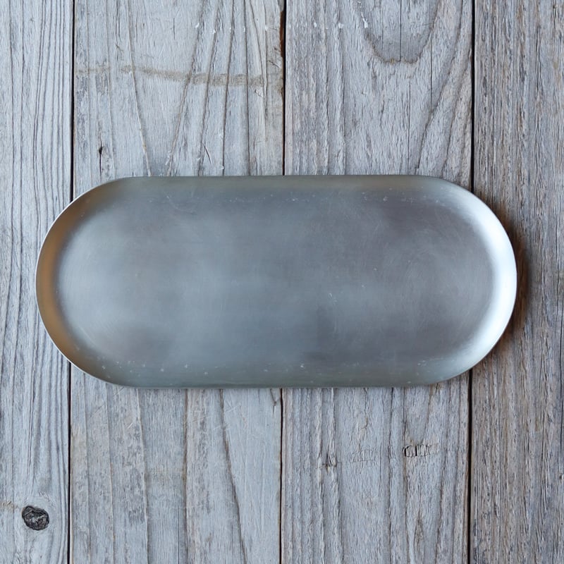 錫銀色の鎚目模様キャッシュトレー（楕円形） | WATO