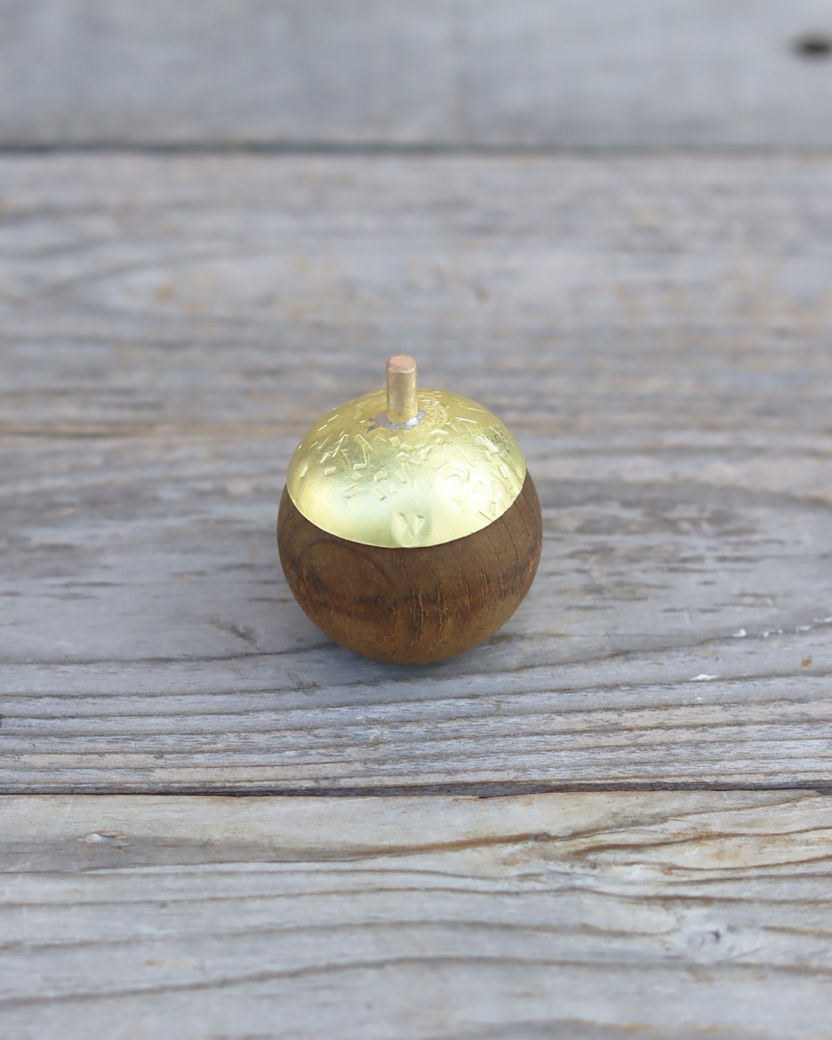 真鍮どんぐり帽子 | WATO