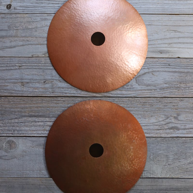 wato鎚目模様のシェードランプ E17銅素地200mm 鎚目模様のシェードランプ E17お皿型 銅素地200mm | WATO