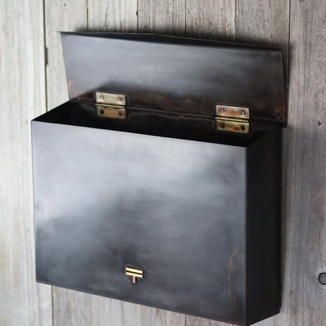 銅ポスト黒染　横型　+表札　[  受注生産  ]