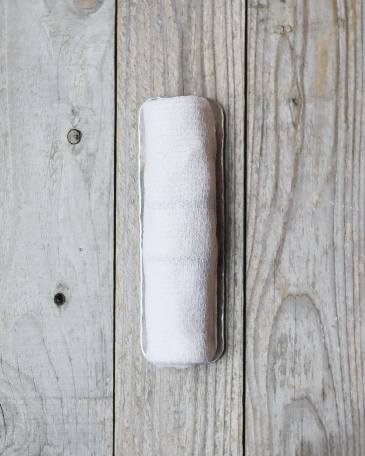 おしぼり皿 鎚目模様のおしぼり皿 小（アルミ） | WATO