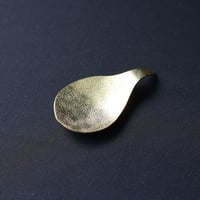 葉っぱのカタチの茶匙  [ つぶ／きらり ]  [ 真鍮／純銅 ]