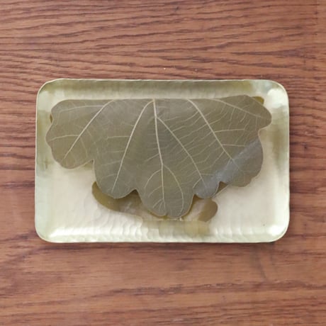 鎚目模様の長方皿