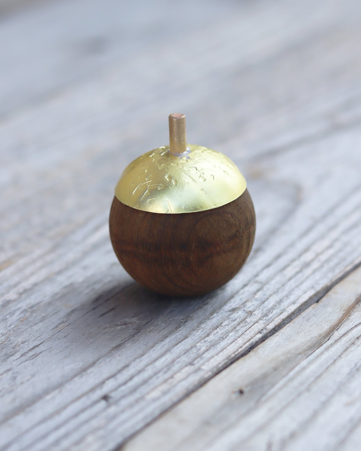 どんぐり帽子　ツクバネガシ 真鍮どんぐり帽子 | WATO