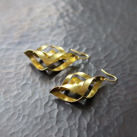 ORIGAMIピアス