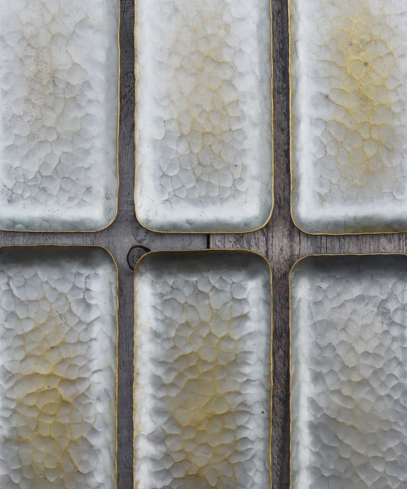 鎚目模様のおしぼり皿 小（錫めっき） | WATO