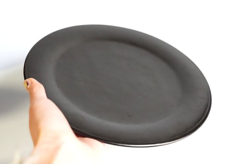 杉09 :  リム皿22cm /  黒