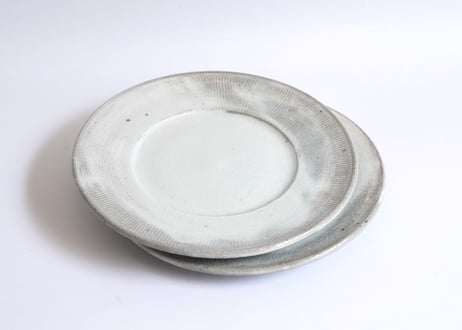 八12　古粉引　６寸三島リム皿
