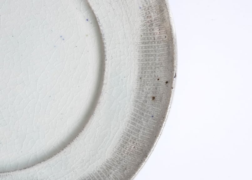 八12 古粉引 8寸三島リム皿 | ヨリフネ