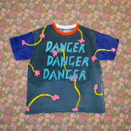 DANGERDANGERDANGER  M size
