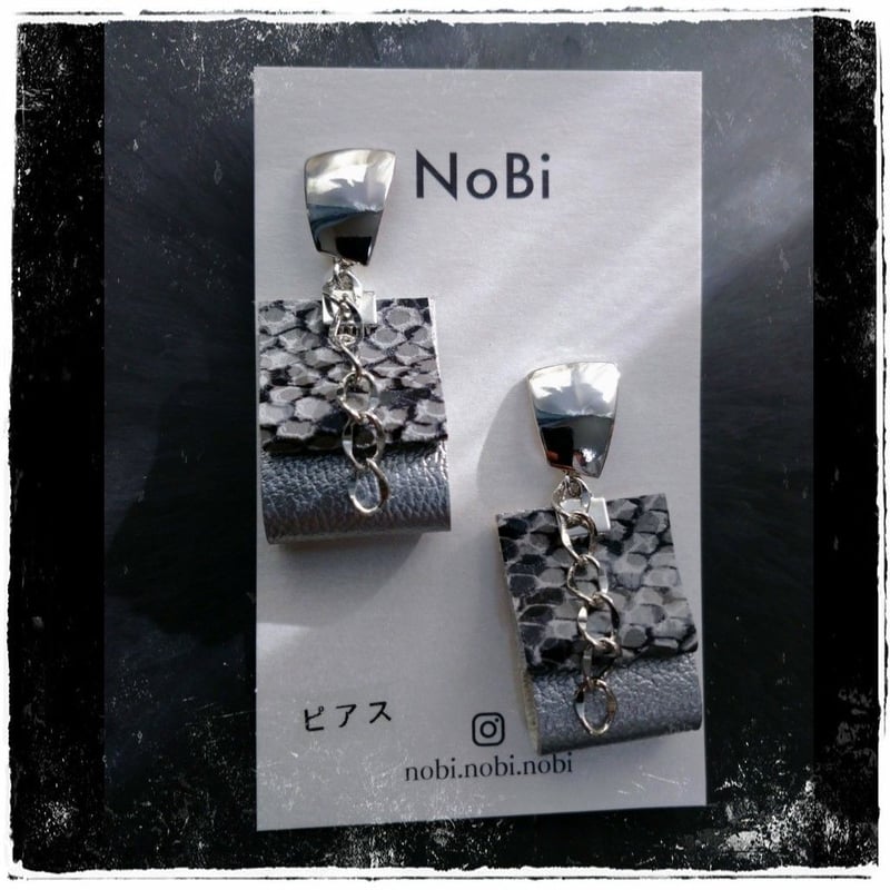 パイソン柄レザーピアス&イヤリング | NoBi