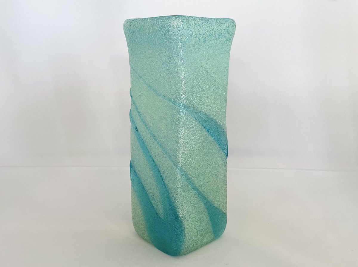 6/16迄【極美品】稲嶺盛吉 泡波巻角花器（水） 花瓶 フラワーベース 25cm fit=scale-down,w=1200