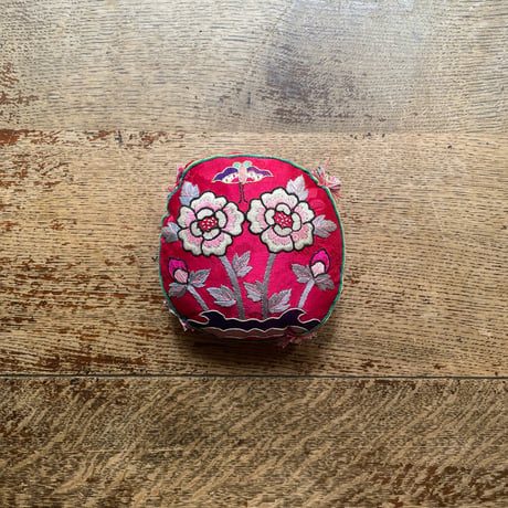 韓国の刺繍針山 アンティーク