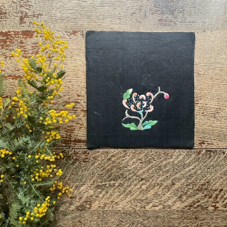 韓国の手刺繍の枕飾り アンティーク