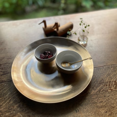 韓国の真鍮の丸い大皿 ヴィンテージ