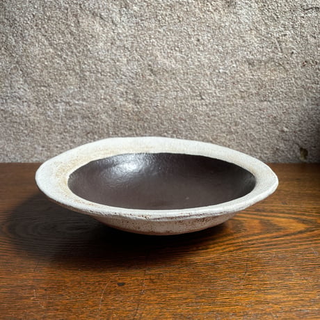 hapun pottery/パスタ・カレー皿  黒とオフホワイト変形シリーズ