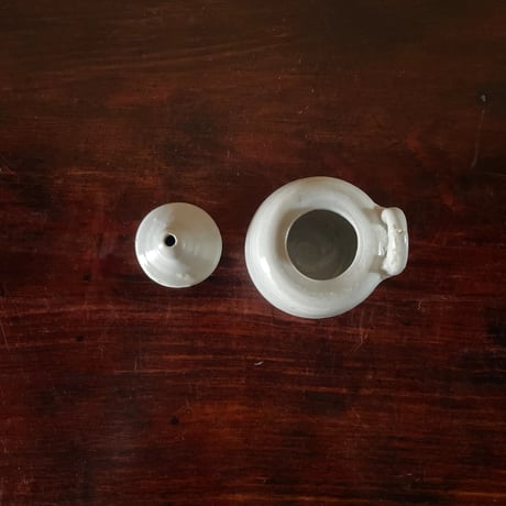 韓国の陶器のオイルランプ ヴィンテージ