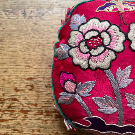 韓国の刺繍針山 アンティーク