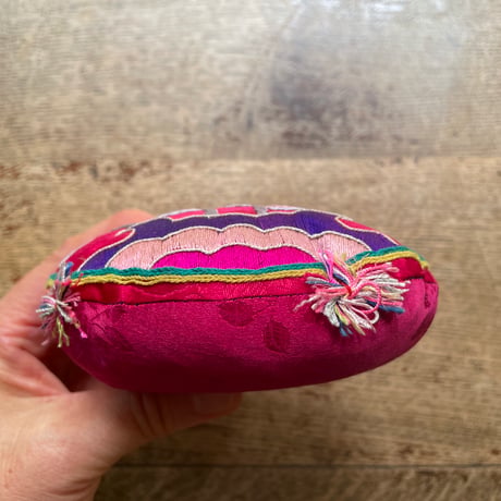 韓国の刺繍針山 アンティーク