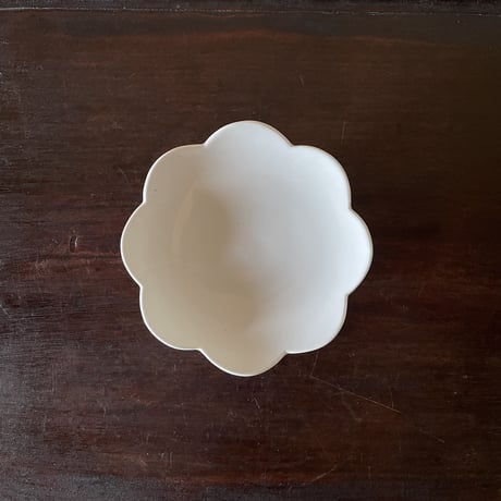 佳器工房/花びら高台皿