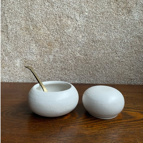 morina pottery/お餅 マットな白 中