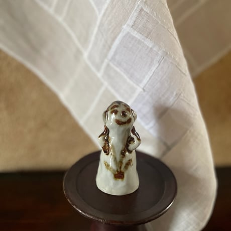 韓国のお人形 女の子 陶器 ヴィンテージ