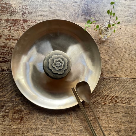 韓国の真鍮の丸い大皿 ヴィンテージ