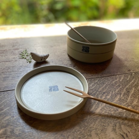 Yeogi-Damki/ 蓋にもなるお皿 福/マット