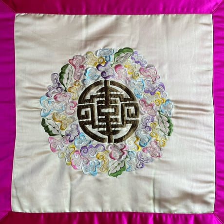 韓国の刺繍座布団カバー ヴィンテージ