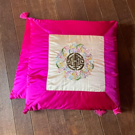 韓国の刺繍座布団カバー ヴィンテージ