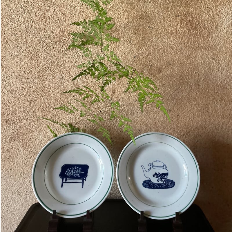 Yeogi-Damki/ヨギダムギ/お皿 ソバン柄と急須柄 | hapun