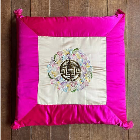 韓国の刺繍座布団カバー ヴィンテージ