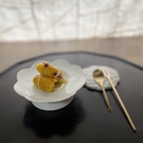 佳器工房/花びら高台皿