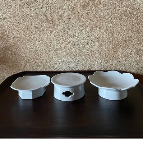 佳器工房/四角高台皿