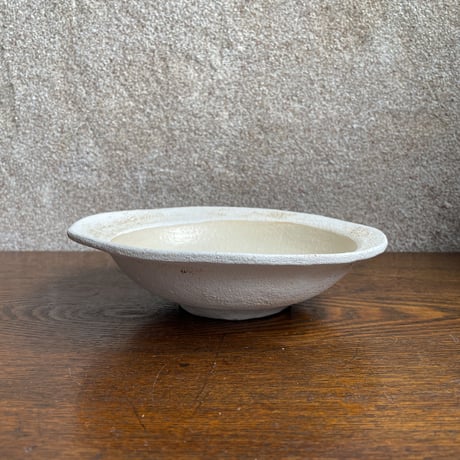 hapun pottery/パスタ・カレー皿  黒とオフホワイト変形シリーズ